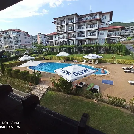 Apartment Бадемите Апартаменти Под Наем