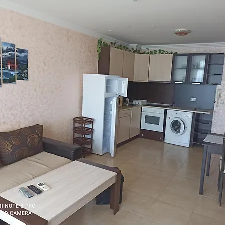 Бадемите Апартаменти Под Наем Apartment